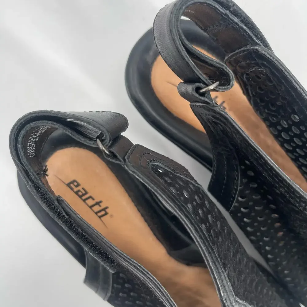 EARTH Calla Wedge Sandals Size 8 Black Perforated Leather Suede Casual Comfort